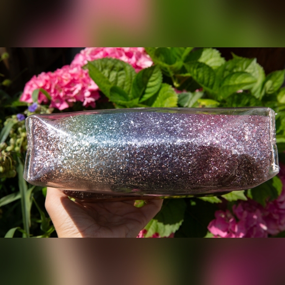 Olivia Miller Pre-loved Rainbow Glitter Vinyl Lobster Clasp Purse🌈👛✨ - Picture 2 of 7